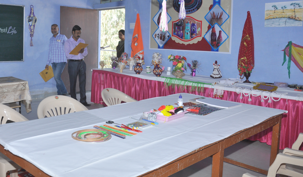 Art & Craft Lab